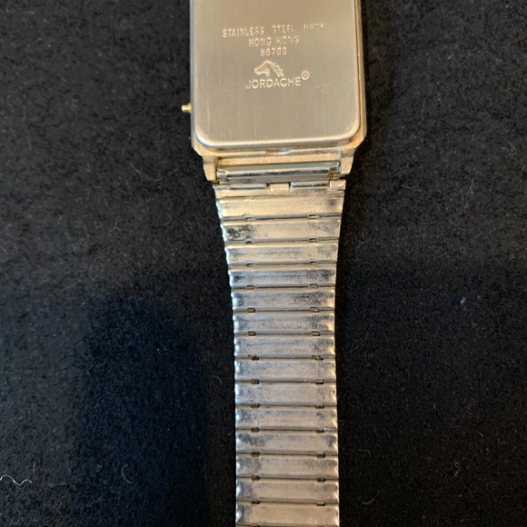 Vintage Jordache LCD Working Watch. - Picture 7 of 7